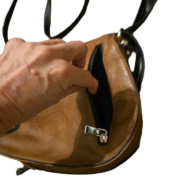 NEW Saint Sabrina Conceal Carry Shoulder Bag Leather Colorblock Black/Brown - Picture 13 of 14